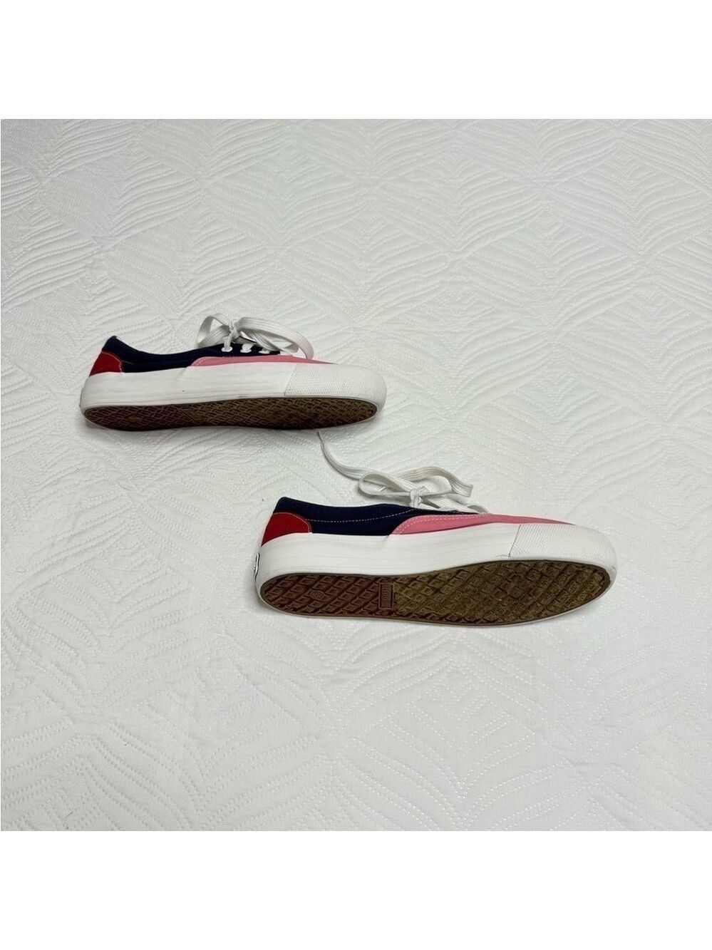 Judd Poppy Women’s Multi-Colored Low Top Sneakers. Size 9.5 - Picture 4 of 9
